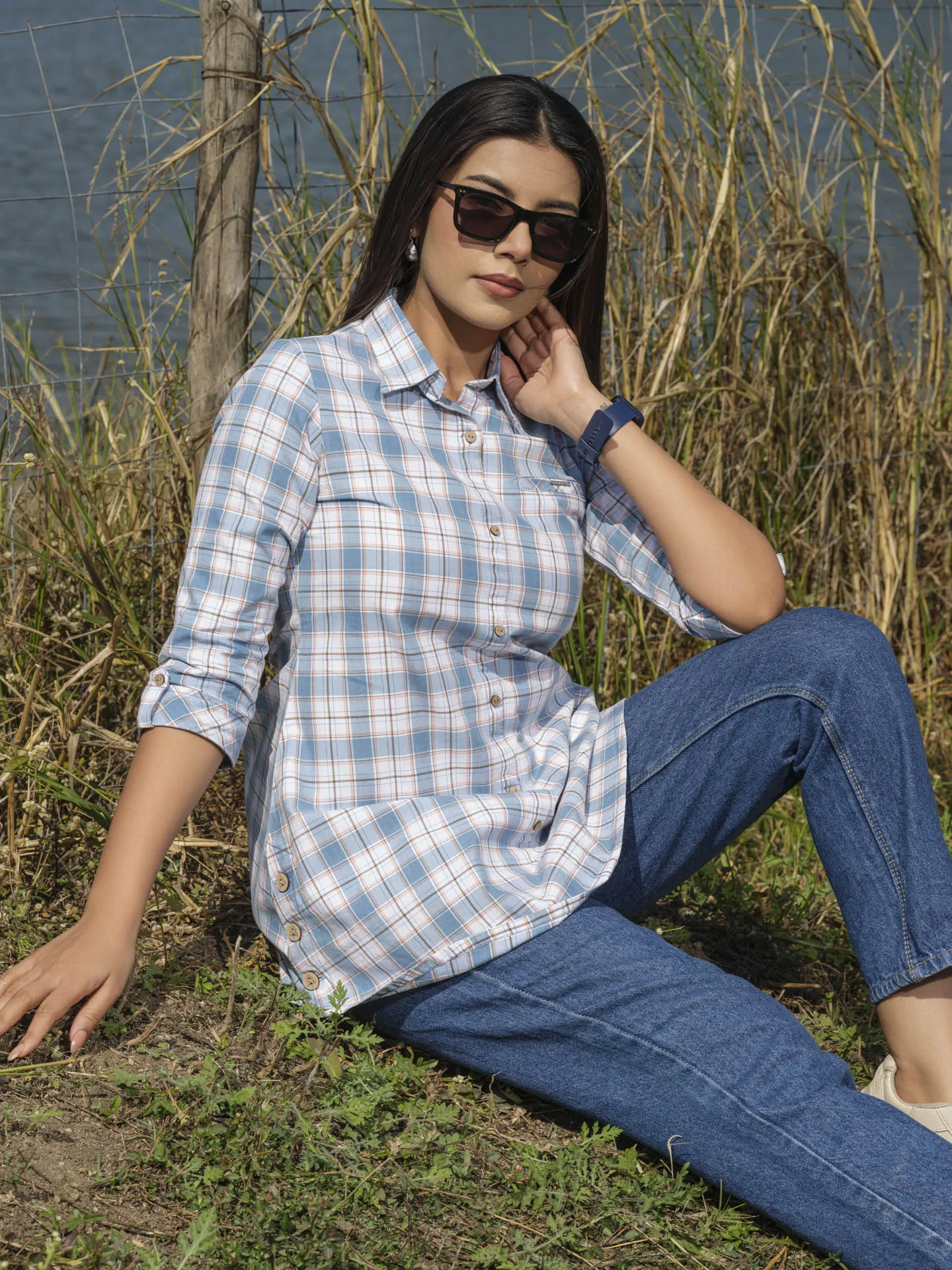 Indigo checks sturdy & classy top