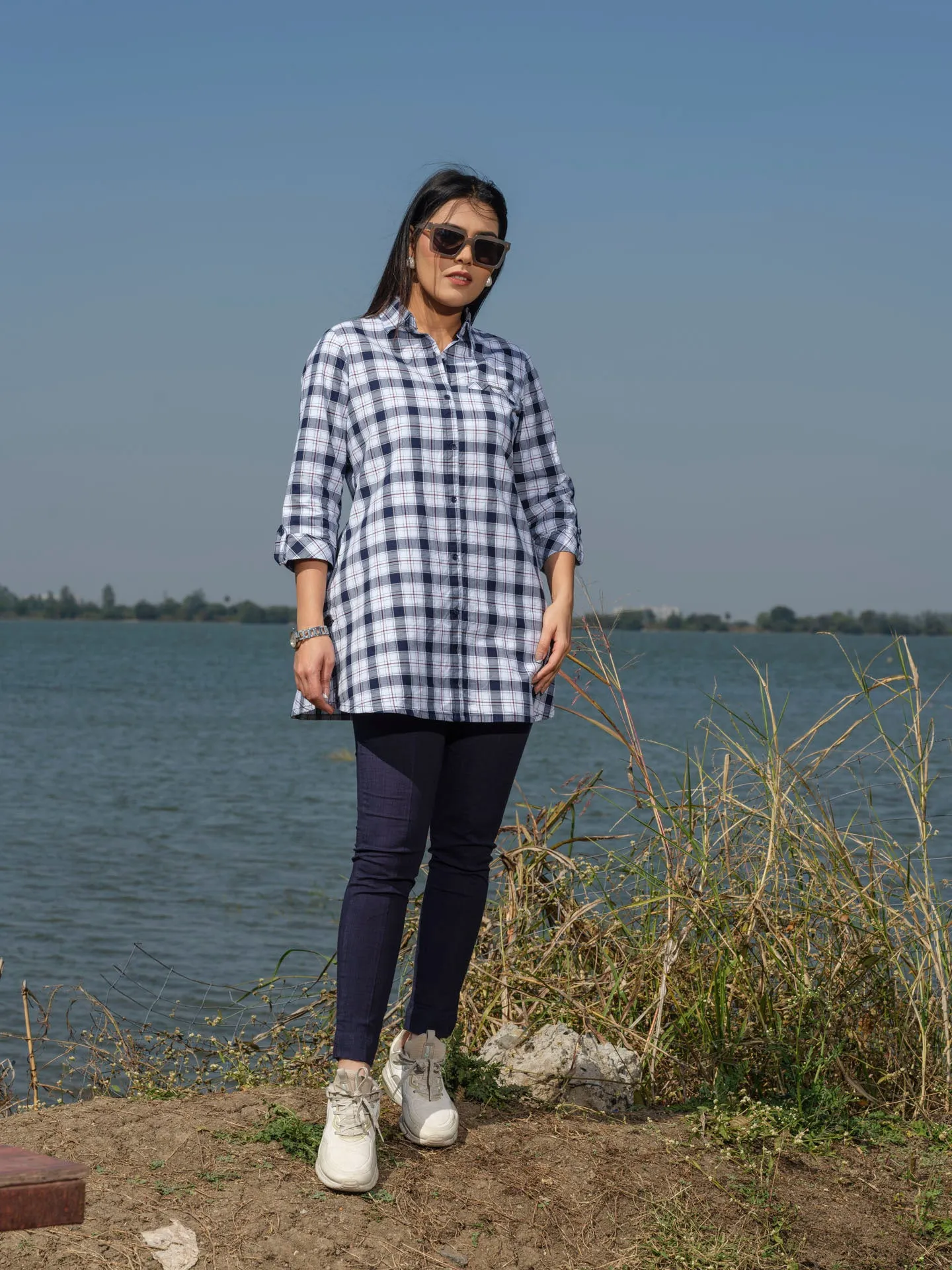 Indigo checks sturdy & classy top