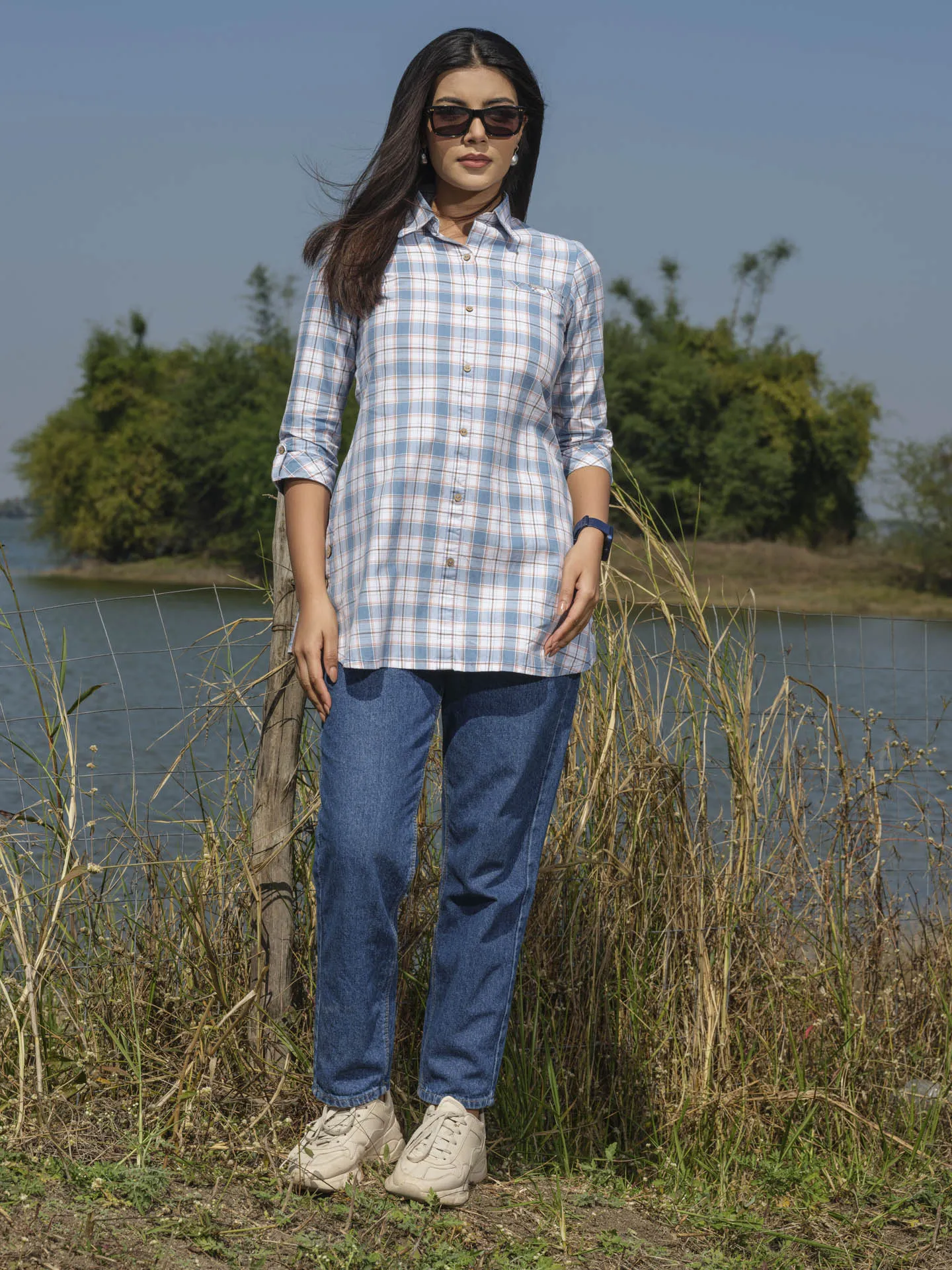 Indigo checks sturdy & classy top