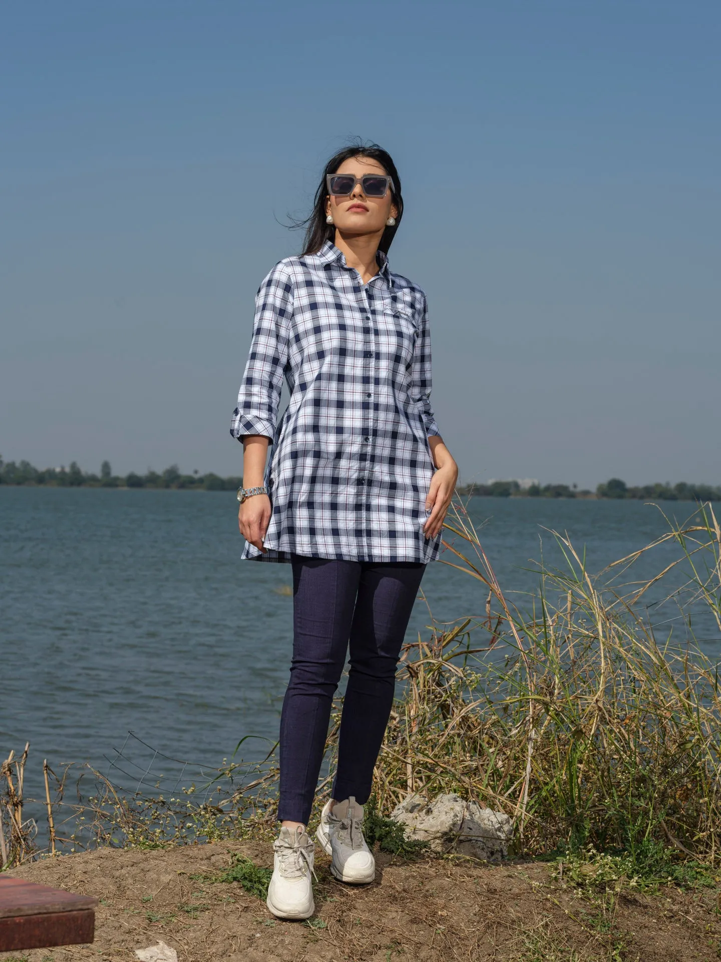 Indigo checks sturdy & classy top