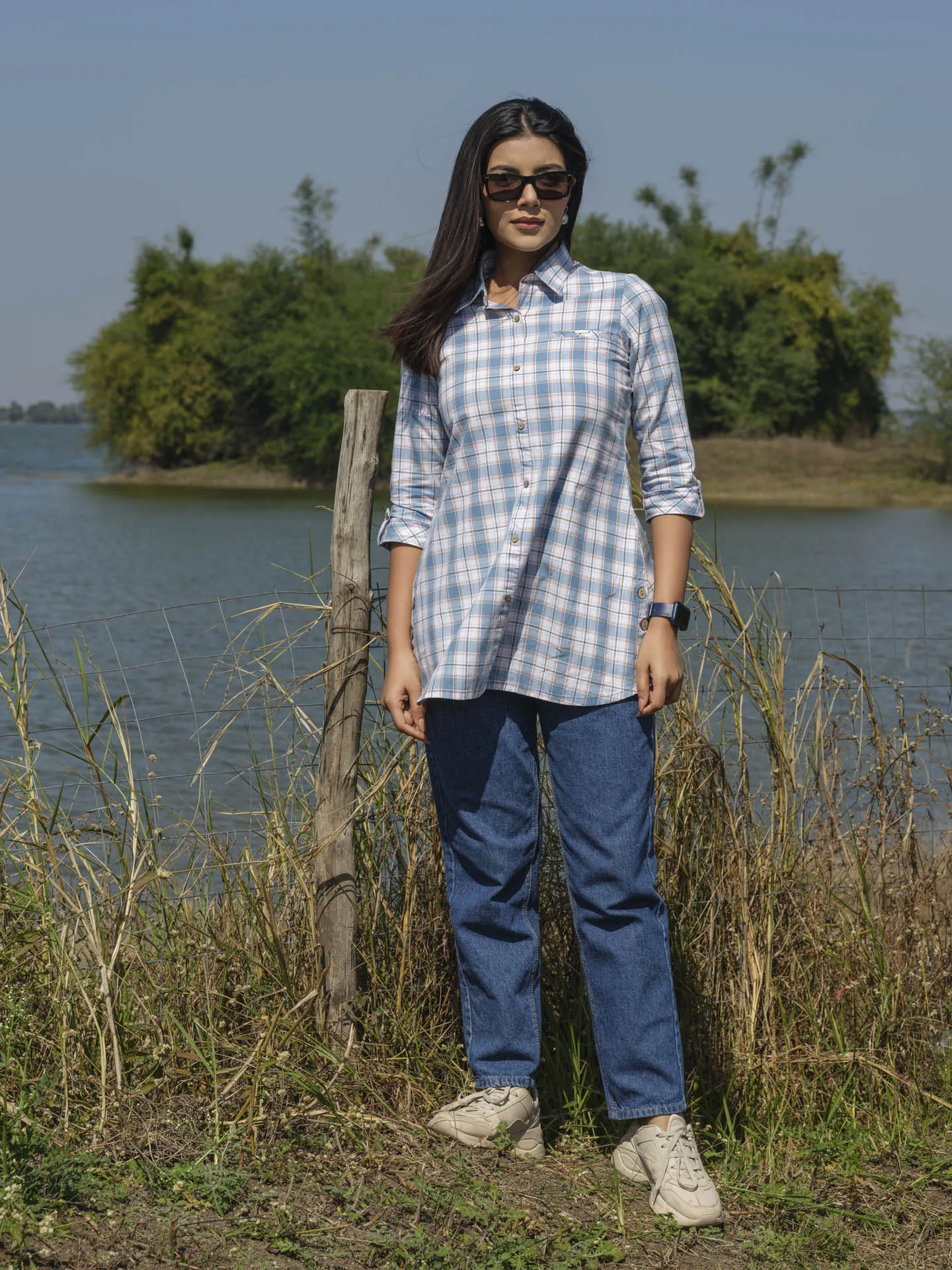 Indigo checks sturdy & classy top