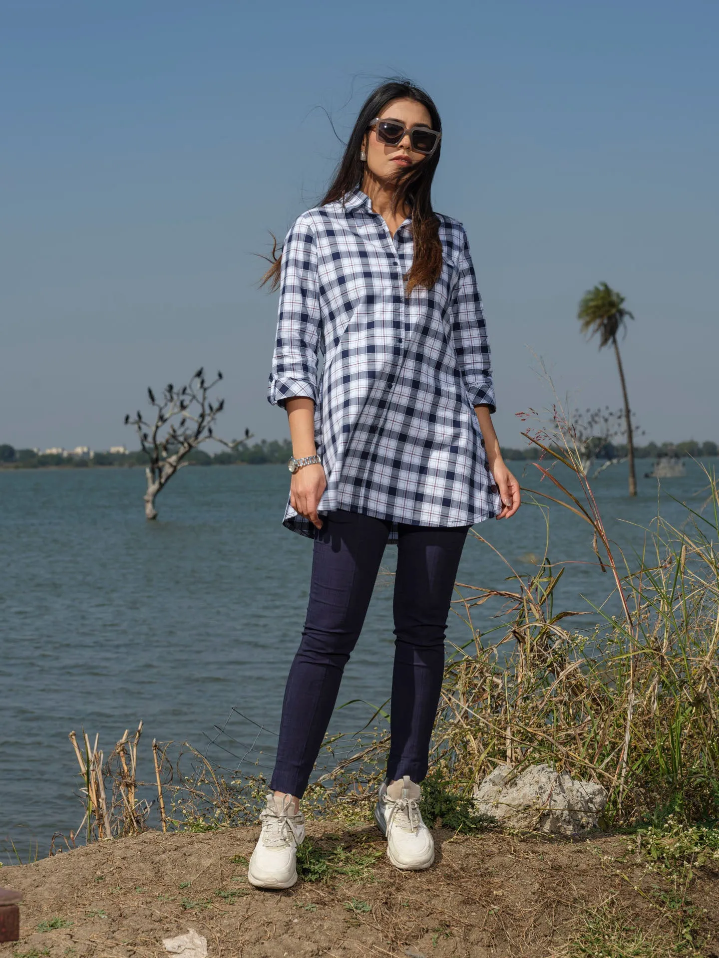 Indigo checks sturdy & classy top
