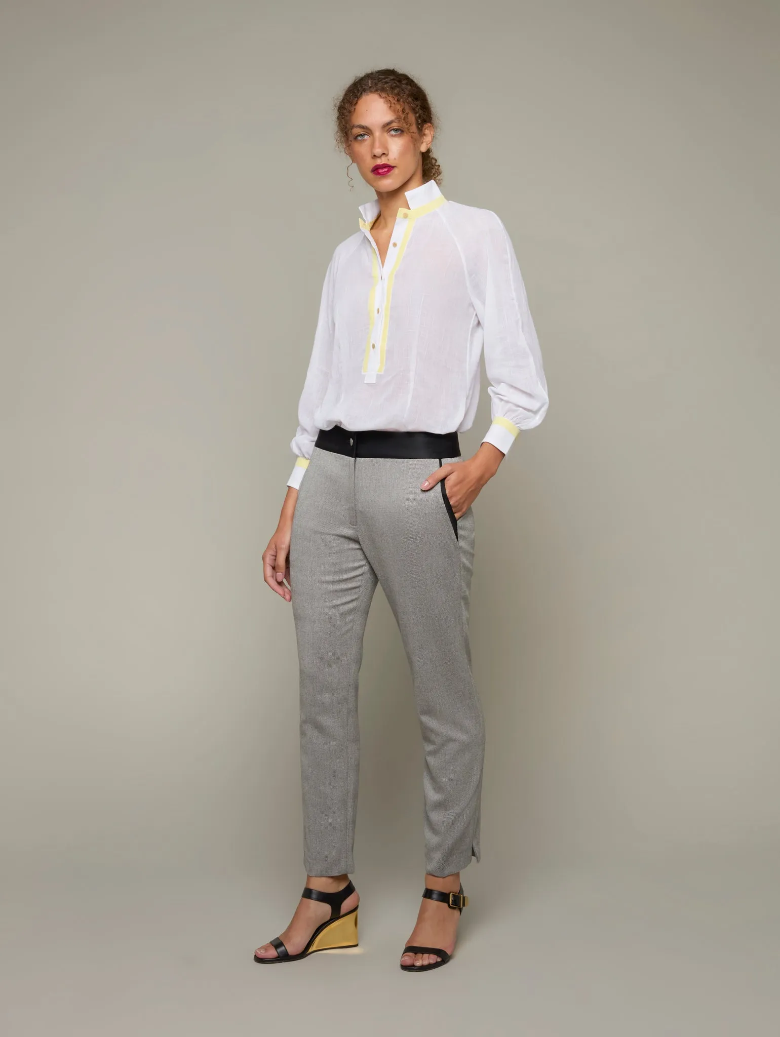 ZEPHYR | Easy Fit Raglan Blouse